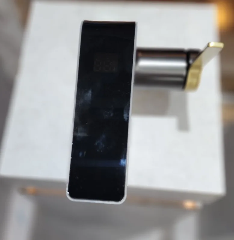 شیر روشویی LED دوحالته مدل Aqua Lite